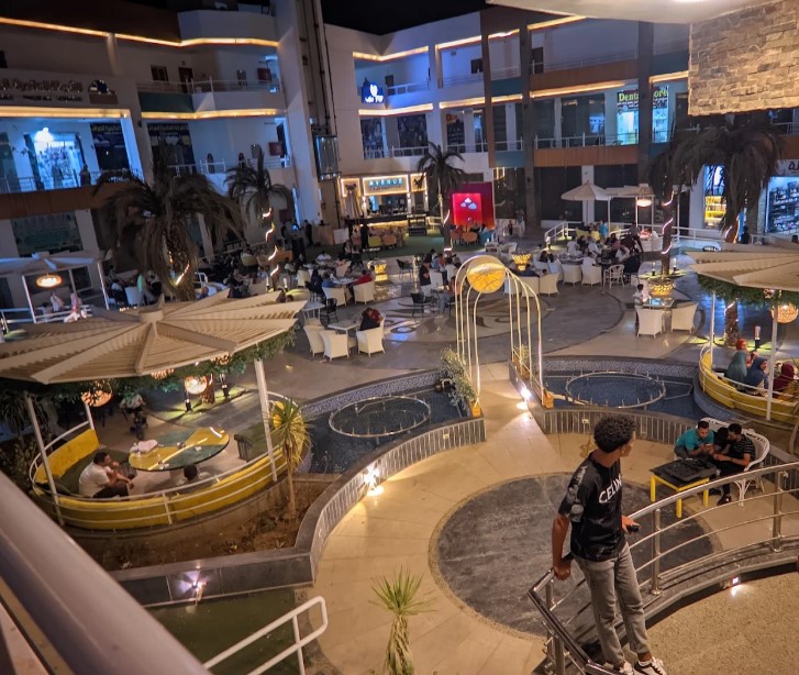 هابي مول أسيوط الجديدة من المولات في أسيوط