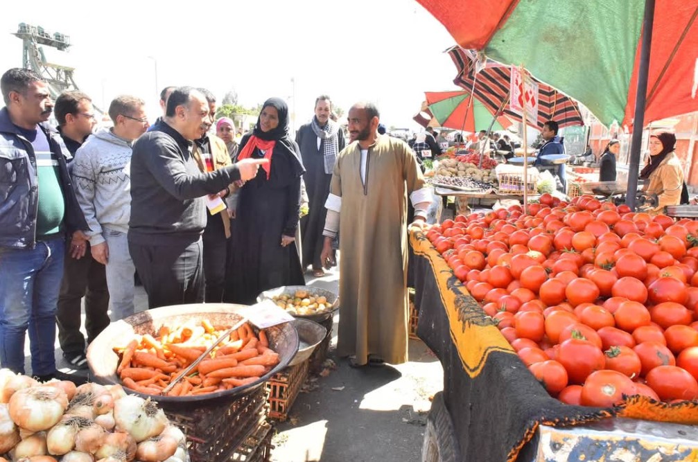 سوق الوليدية من أسواق أسيوط