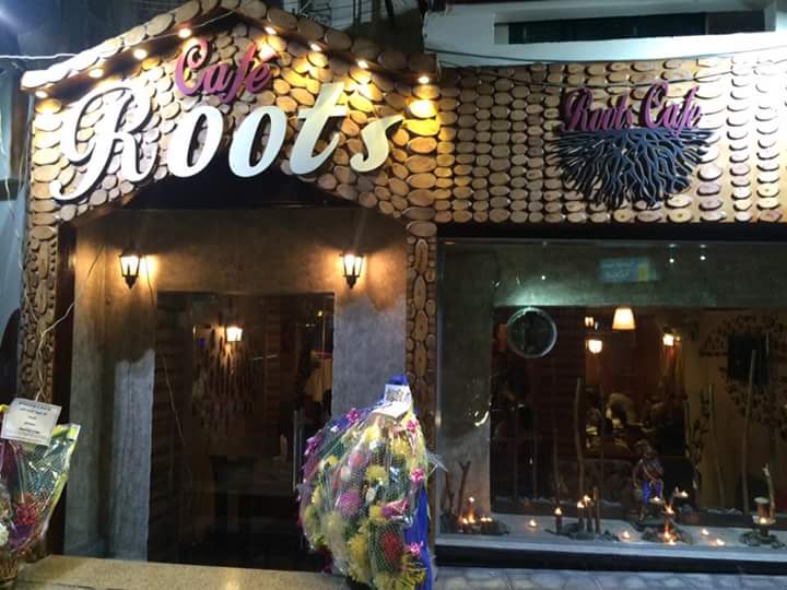 روتس كافيه من أفضل الكافيهات في أسيوط