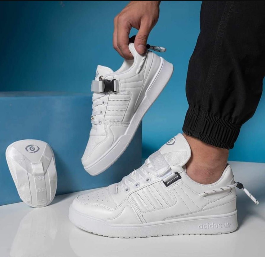 وان تو من محلات سنيكرز في أسيوط