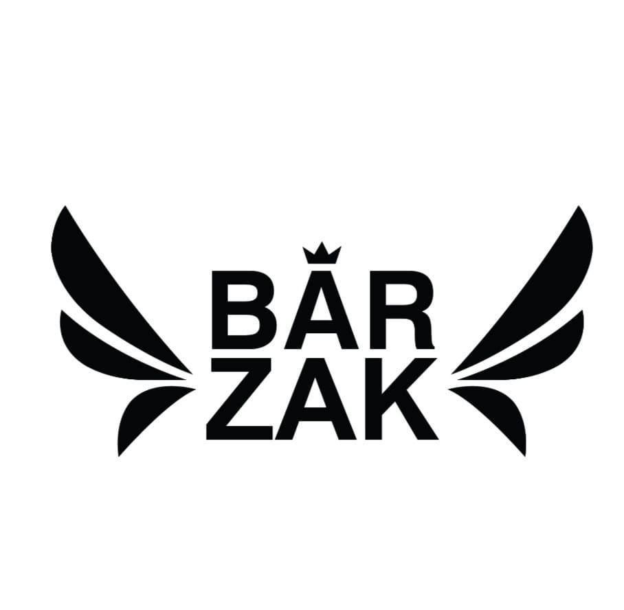 برزق ستور من محلات سنيكرز في أسيوط